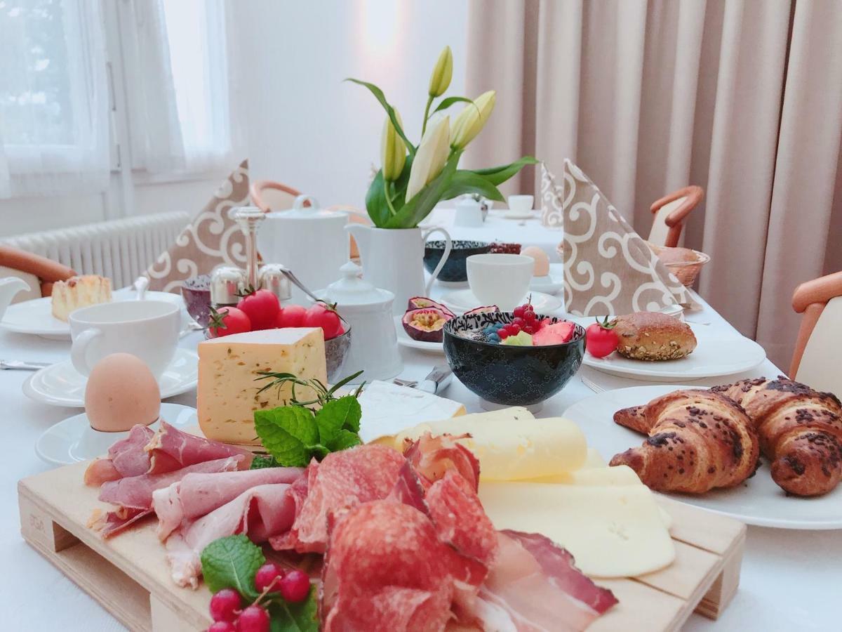 Tirolerin Garni Hotel แตร์เมโน ภายนอก รูปภาพ